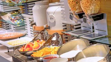 ビュッフェ / 24