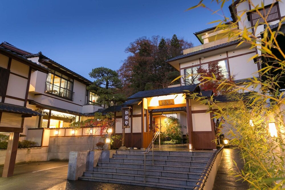 300年の歴史に裏付けされた品格が麗しい3911802