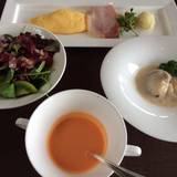 景色もご馳走
しみじみ美味しい朝食 / 2