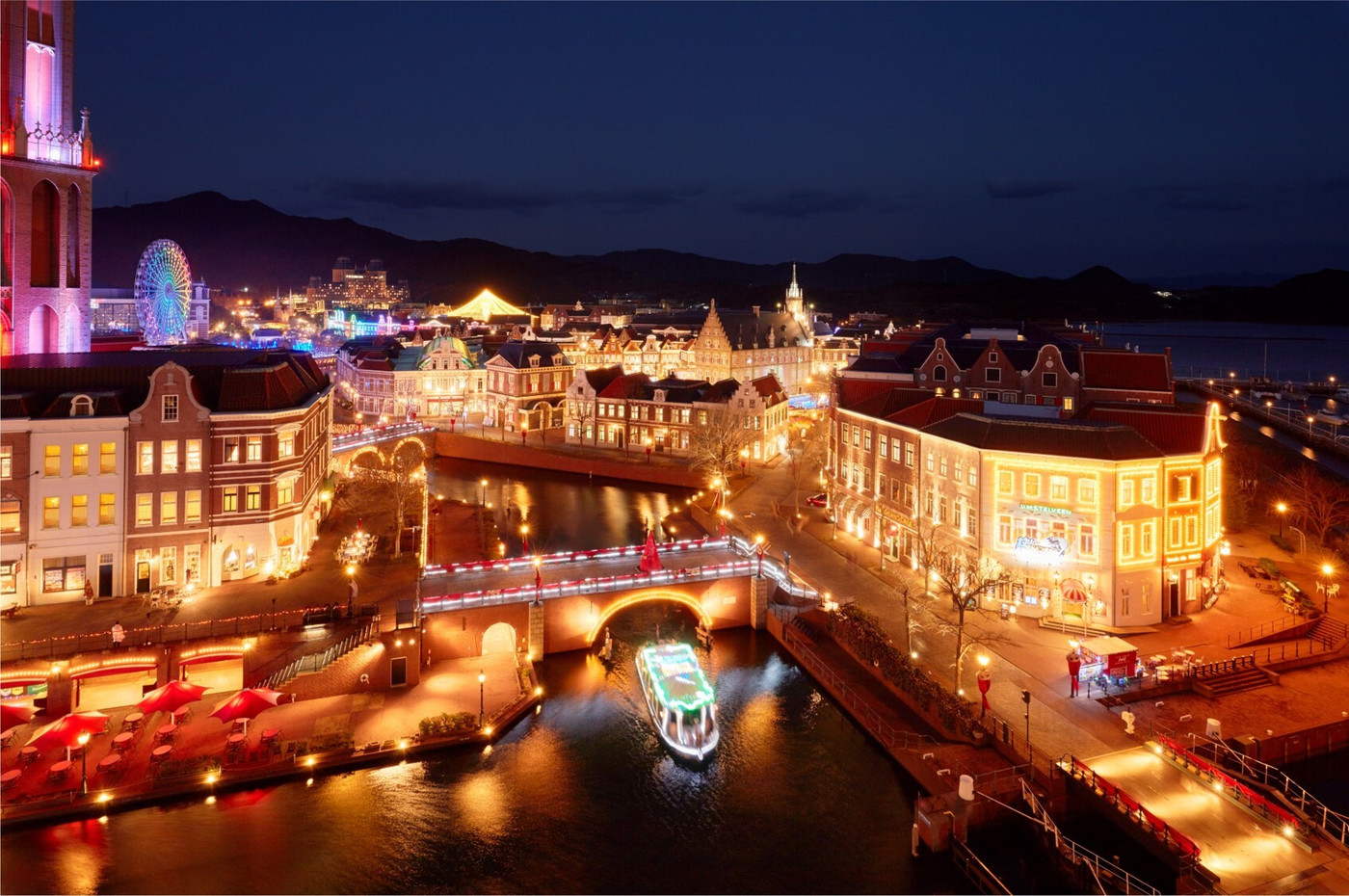 世界最大級の光が輝く！ 日本屈指のイルミスポット「ハウステンボス」1954674