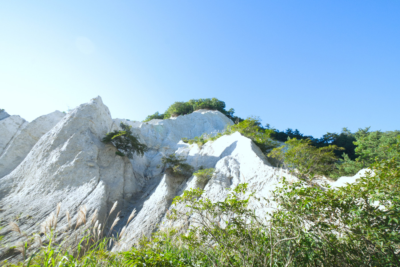 【青森県側の宿】「十二湖」や「日本キャニオン」などの絶景を楽しもう!4248868