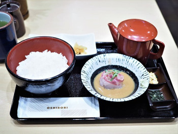 「築地寿司清 東京グランスタ店」 料理 64164474 鯛胡麻だれ全景