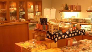 ギフト ショップ / 7