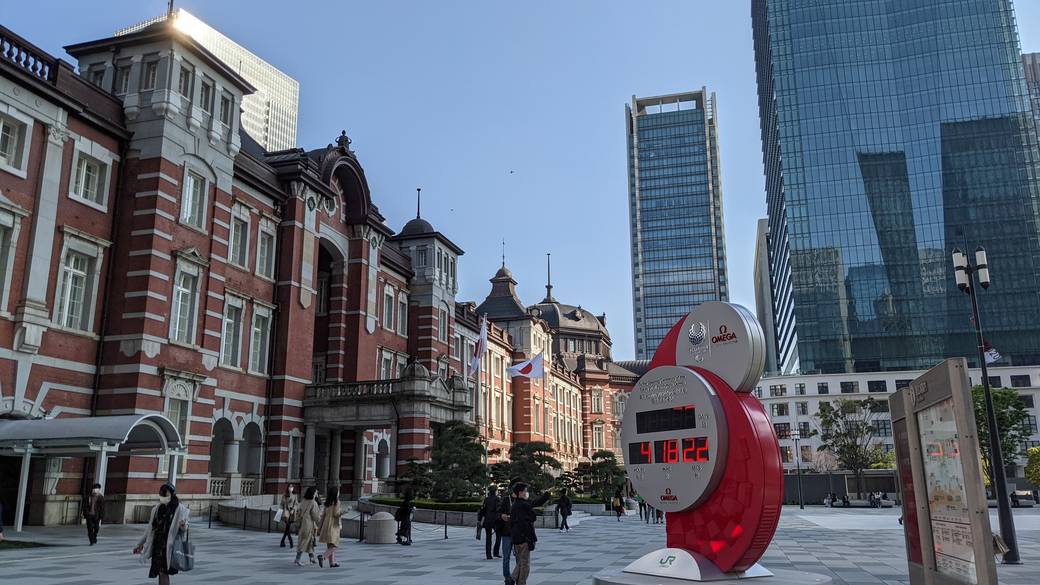 東京駅に集合して
皇居外苑の季節巡り / 1