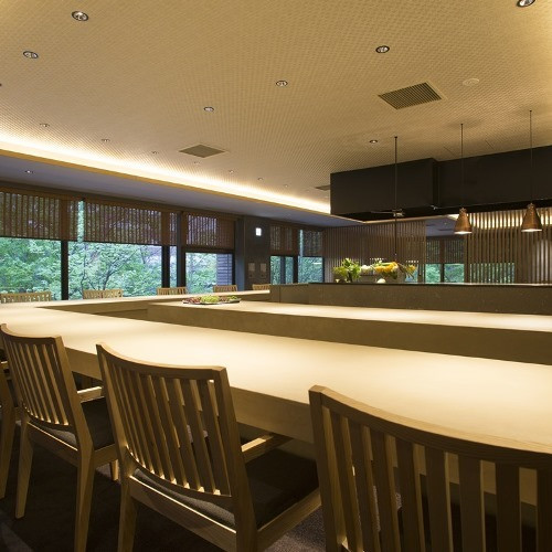 「レストラン 厨」