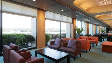 ロビー応接スペース / 1