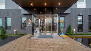 施設の入り口 / 6