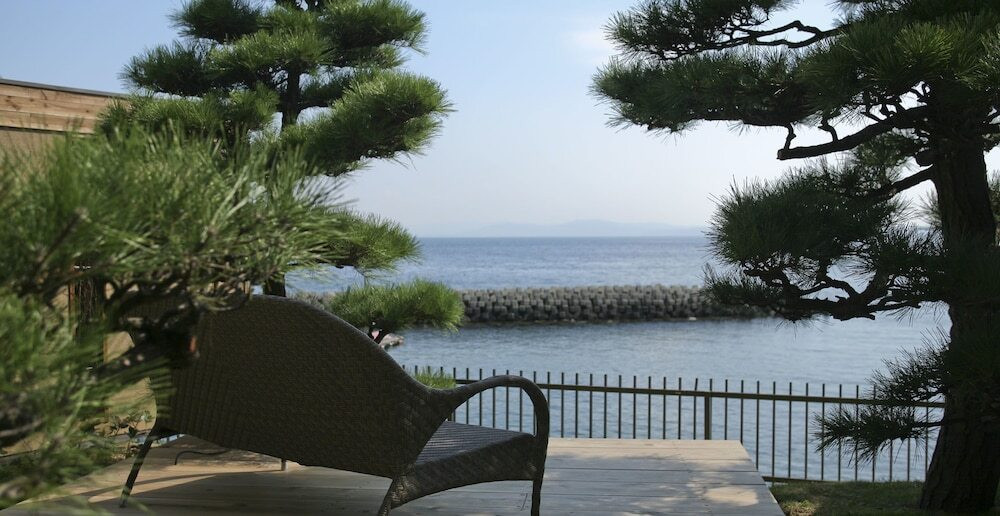 ヴィラ楽園 海の庭一例(2)