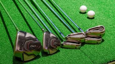 屋内ゴルフ練習場 / 2