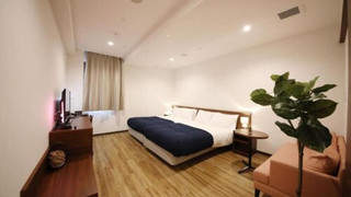 デラックスツインルーム セミダブルベッド2台&ソファ1台 禁煙