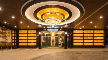 施設の入り口 / 36