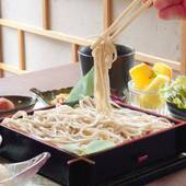大阪グランベルホテル（大阪府 シティホテル）：朝食は館内レストラン「実乃里 de バル（みのり デ バル）」にて。蕎麦御前、焼き魚御前、メインを選べる洋食の3種類から選べる。ご飯や味噌汁、パン、ヨーグルトなどはお替り自由！ / 5