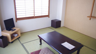 和室　専用バスルーム付　大人2〜3名用