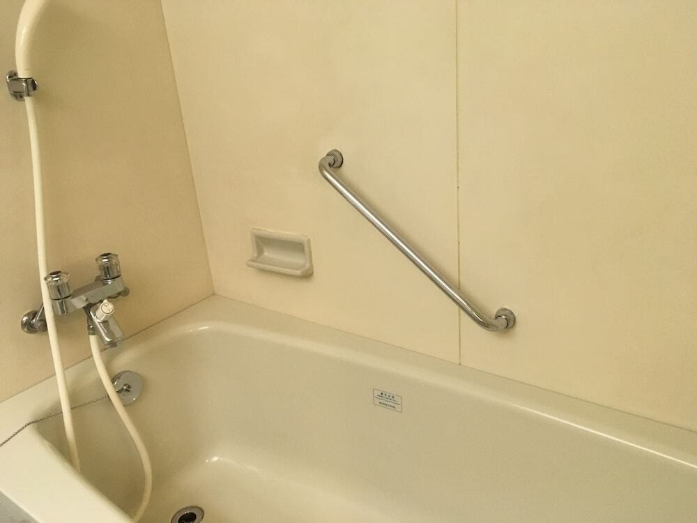 バスルームのシャワー