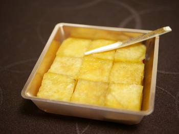 「鳴門金時本舗　栗尾商店 グランスタ店」 料理 63310569 角（和三盆）