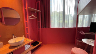 [ピンク] ロフトルーム B 禁煙