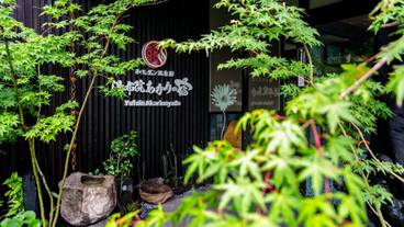 施設の入り口 / 4