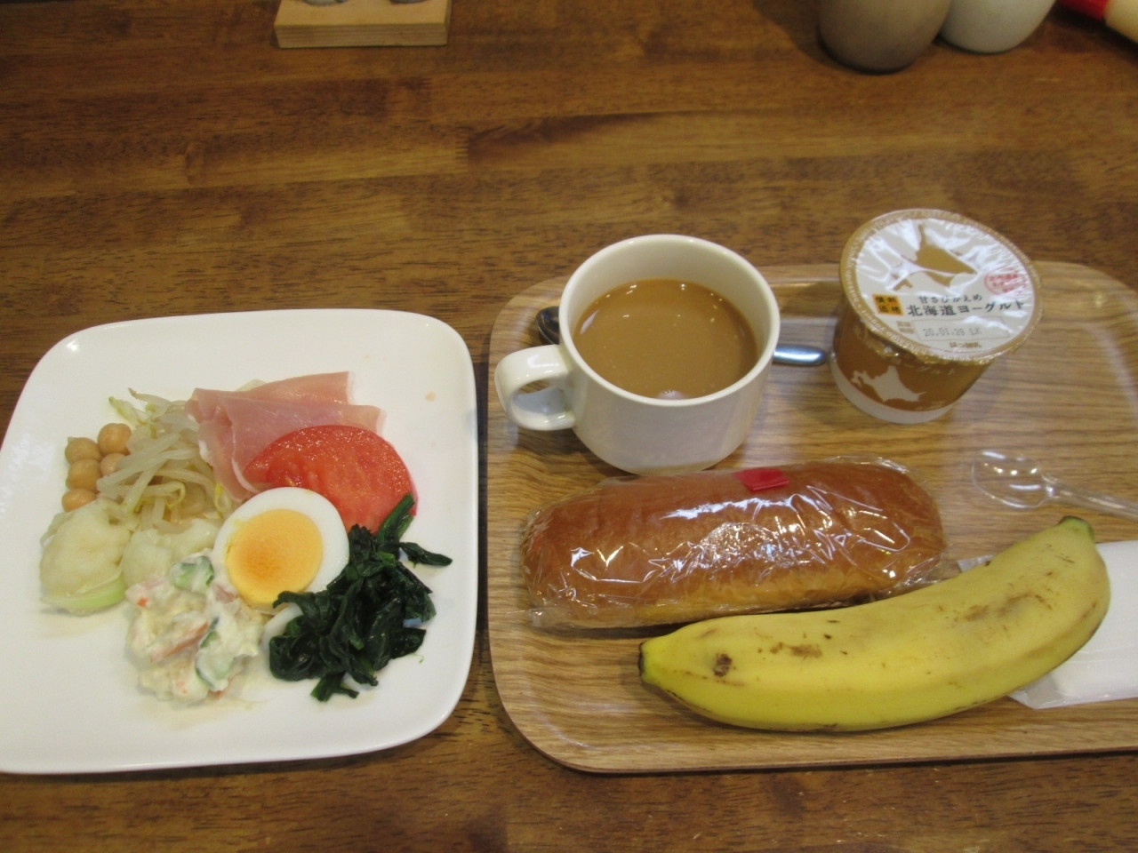 5. 一人で泊まれるお部屋が充実「ビジネスホテル おかもと」3483265