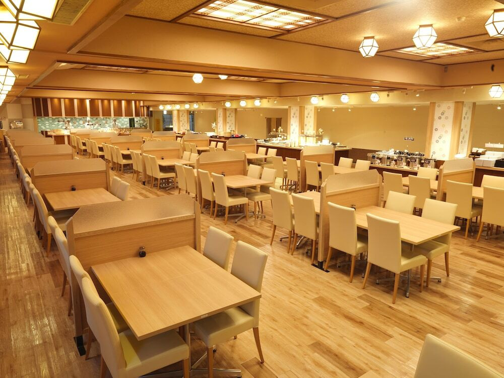 レストラン テーブル席