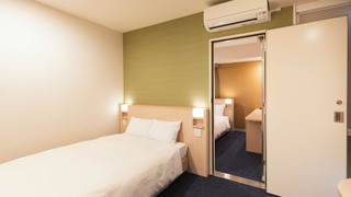 コネクティングルーム 禁煙 (ダブルルーム+ツインルーム)