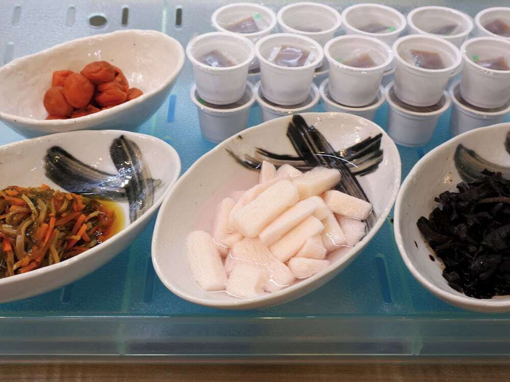 朝食