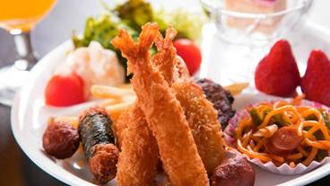 食事・飲み物 / 12