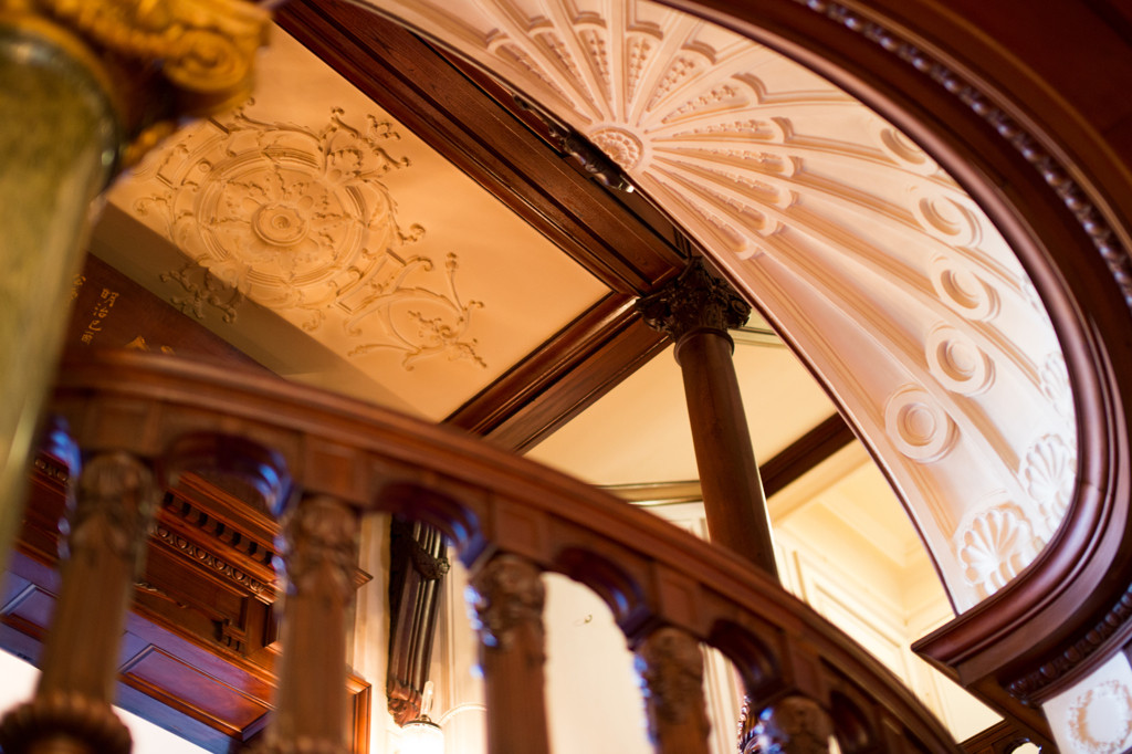 時代に思いを馳せる大人なステイを4064341