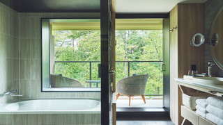 スタンダード ルーム シングルベッド 2 台 リバービュー (with View Bath)