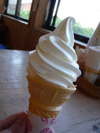 「ラッテ・たかまつ」料理 501689 ソフトクリーム(小)280円