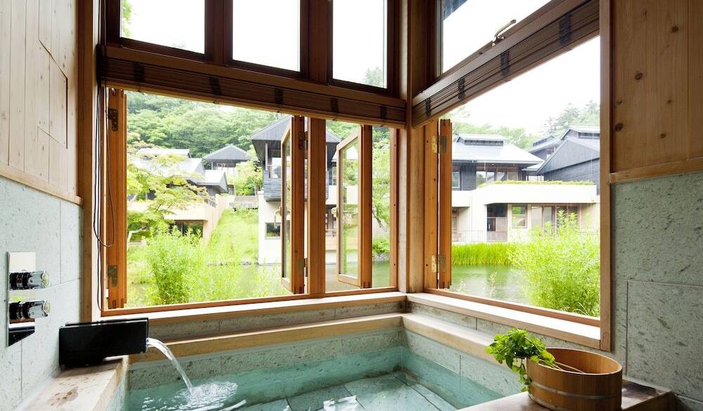水波の部屋③ / 3