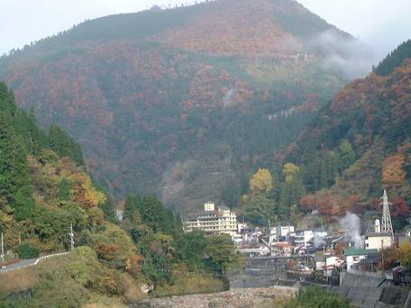杖立温泉 杖立渓流の宿 大自然 / 4