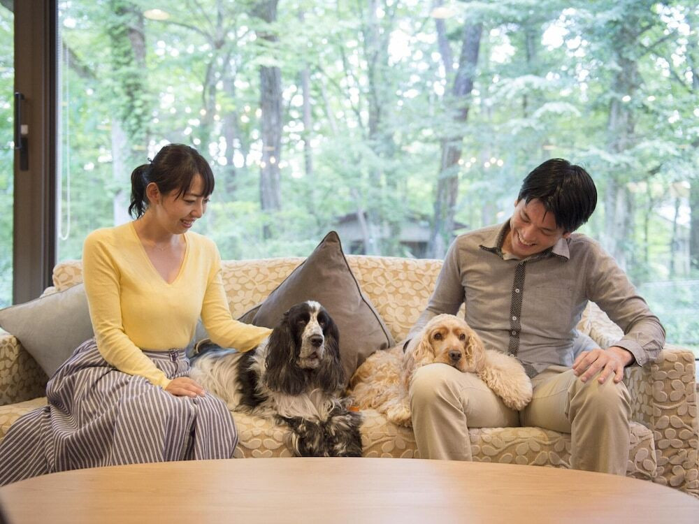 ラウンジ