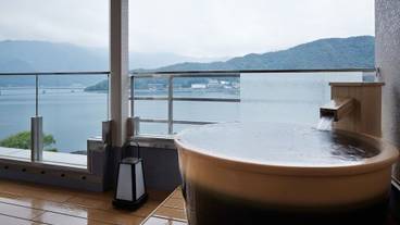 露天風呂付客室12畳 湖側一例③ / 7