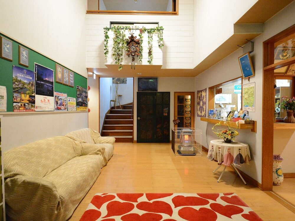 ロビーラウンジ