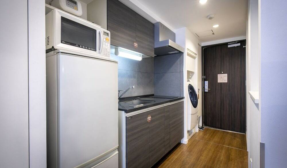 夕食はキッチンで
手作り料理を / 2