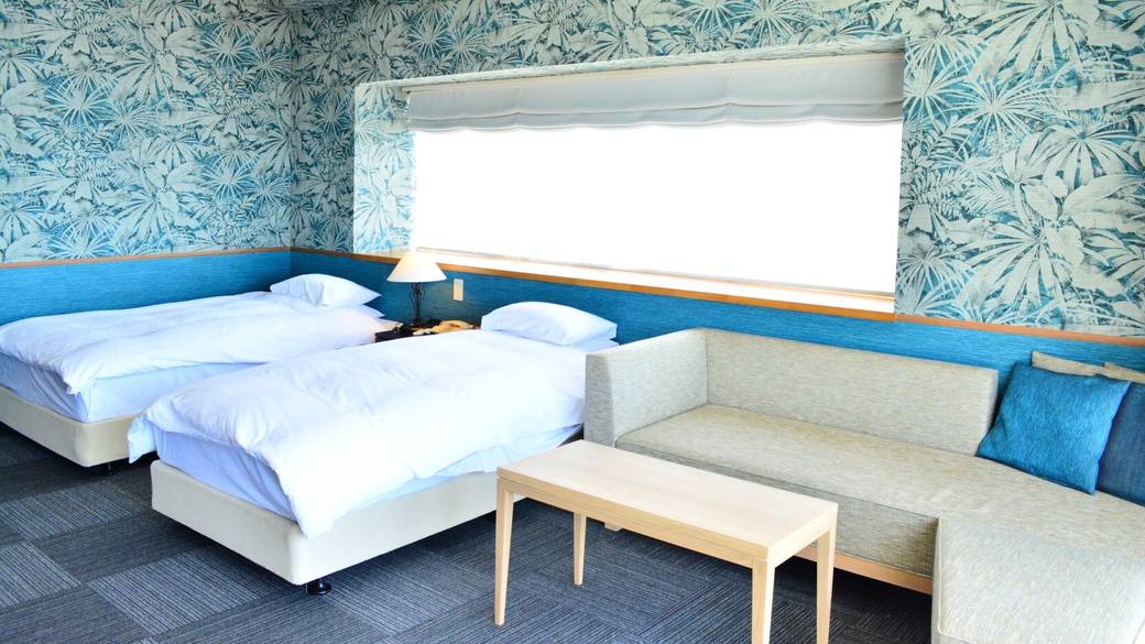 海の絶景と天然温泉に
心踊る癒しの宿 / 1