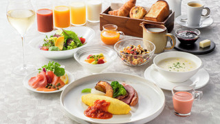 スーペリアルーム- Expedia限定 季節のコース《Menu Dégustation》メインディッシュ：和牛ロティ/ ブッフェ朝食付