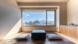 4F富士山展望風呂付和洋室52平米【デラックス】 [ジュニアスイート] [和洋室] [禁煙] [富士山が見える]