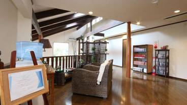 ロビー応接スペース / 3