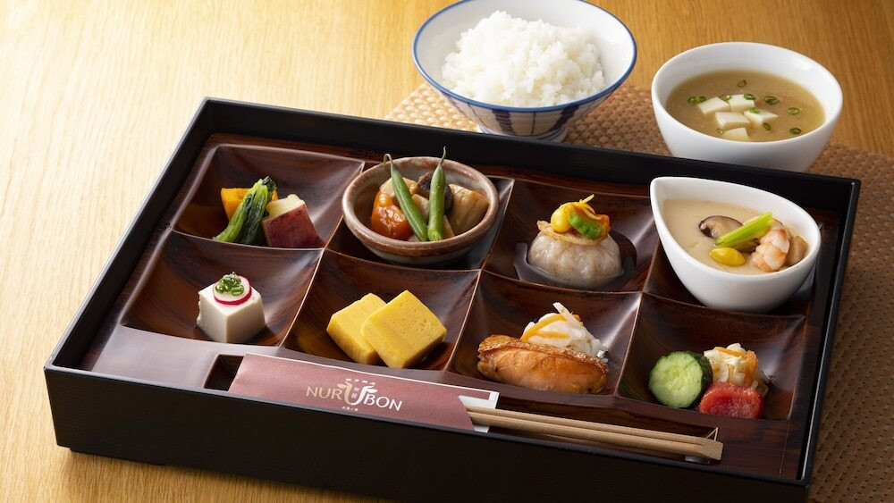 朝食
