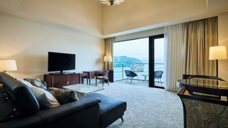 スイート バルコニー付 レイクビュー 禁煙