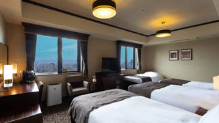 デラックス ツインルーム 禁煙 （30〜31階　高層階　夜景確約）