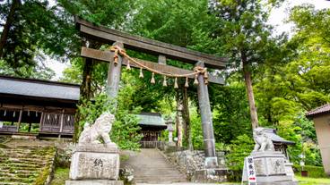 諏訪大社上社前宮 / 4