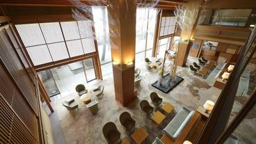 ロビーラウンジ / 5