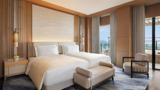 プレミア ルーム ダブルベッド 2 台 バルコニー