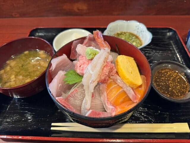 玄海旬魚 居酒屋こじま 海鮮丼 / 5