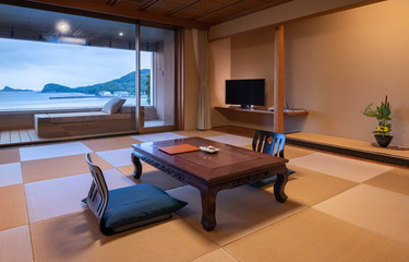 6 Best Ryokans for Couple&#39;s Romantic Stay with Open-Air Baths and In-Room Dining