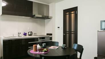 客室内のダイニングエリア / 26