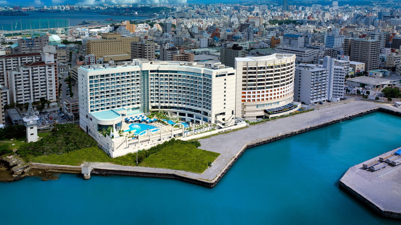 室内プール＆沖縄では希少な天然温泉が嬉しい♪4379110