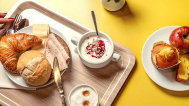 朝食スペース / 8